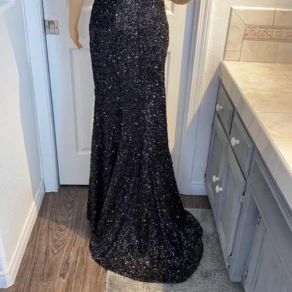 Sequin prom dress. - Picture 6 of 13